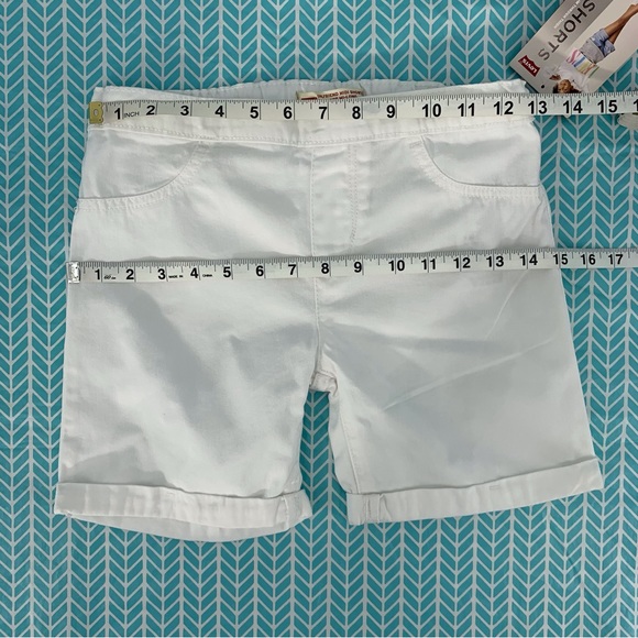 Levi's NWT Girls' White Pull-On Adjustable Waist Girlfriend Midi Short, 10 Reg - Picture 8 of 15